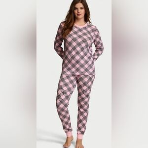 VS 2 pc Sleepwear Set Sz Lg Brand New